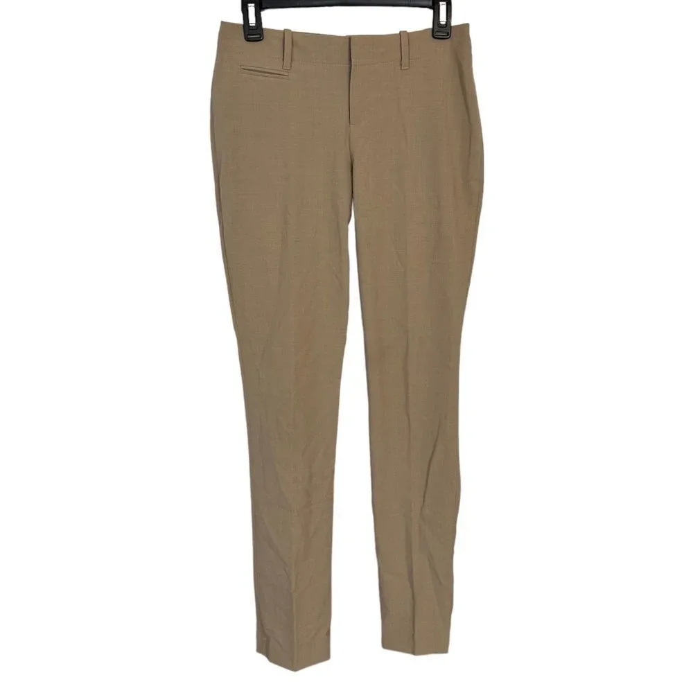 GAP True Straight Tan Dress Pant 00‎